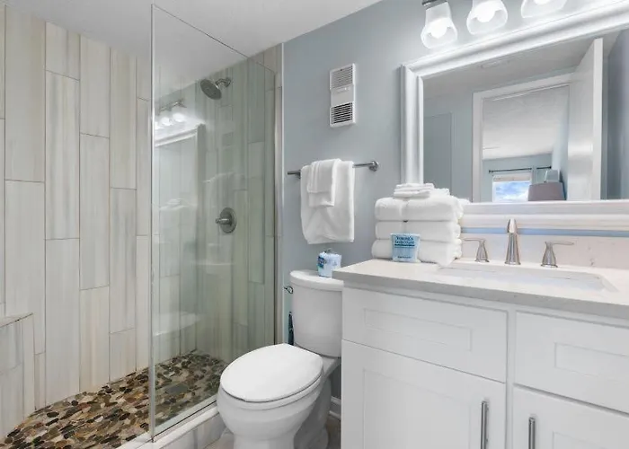 Boardwalk 1087 By Youngs Suncoast Apartment